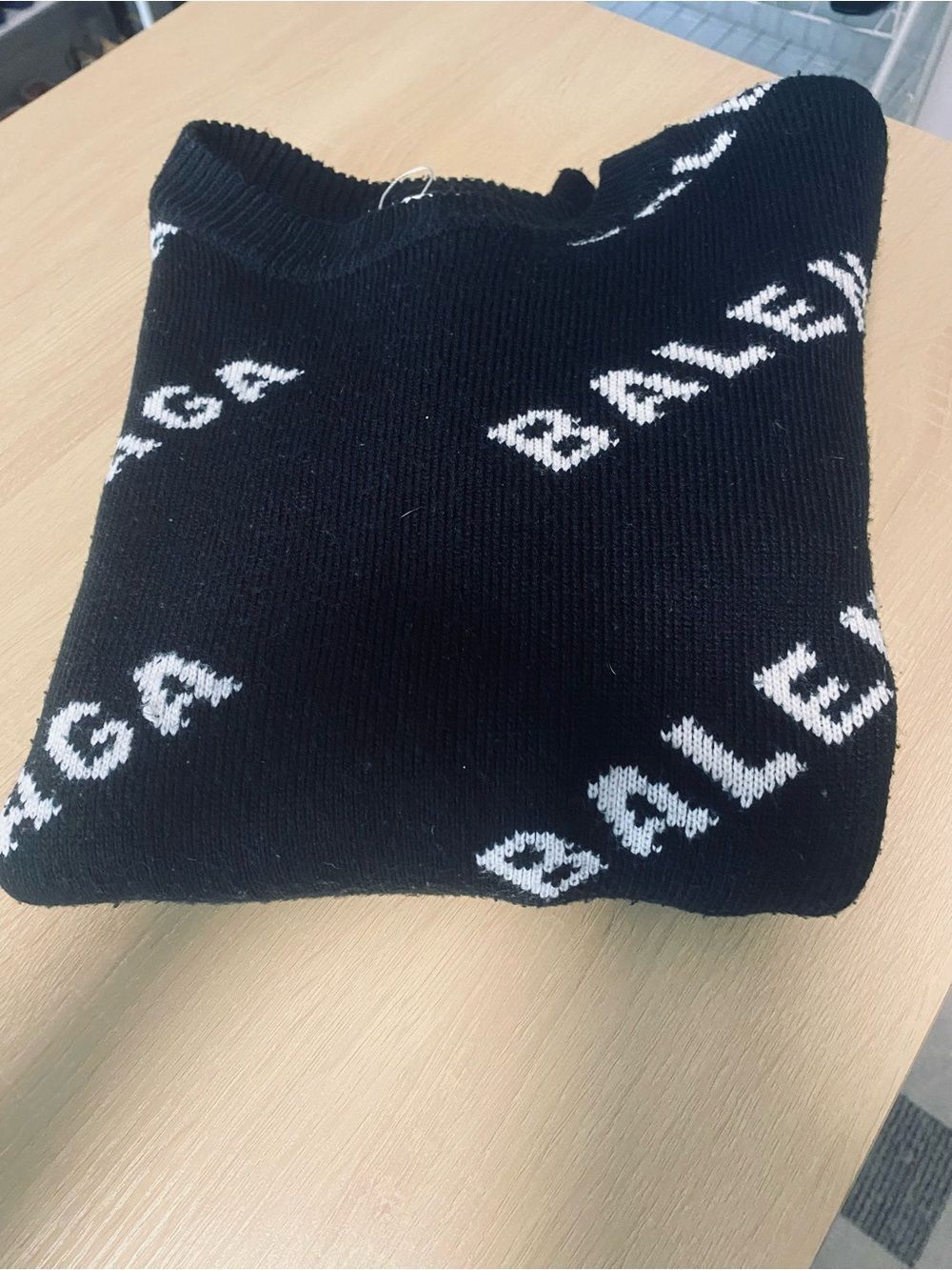 🛍️Balenciaga Black Crewneck Sweater with White All-Over Logo - Picture 13 of 14